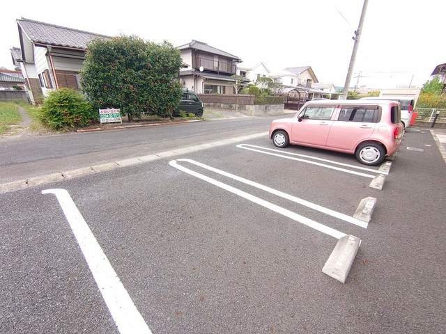 駐車場　駐車場があります