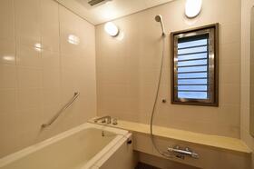 バス・シャワールーム　※別部屋参照