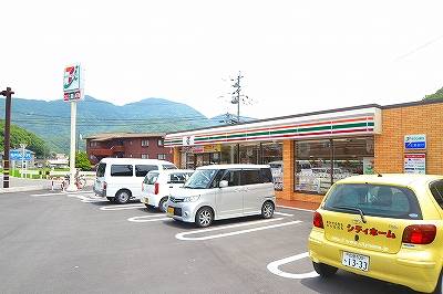 コンビニ　セブンイレブン広島畑賀2丁目店（コンビニ）まで554m