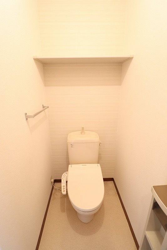 トイレ　別部屋写真使用