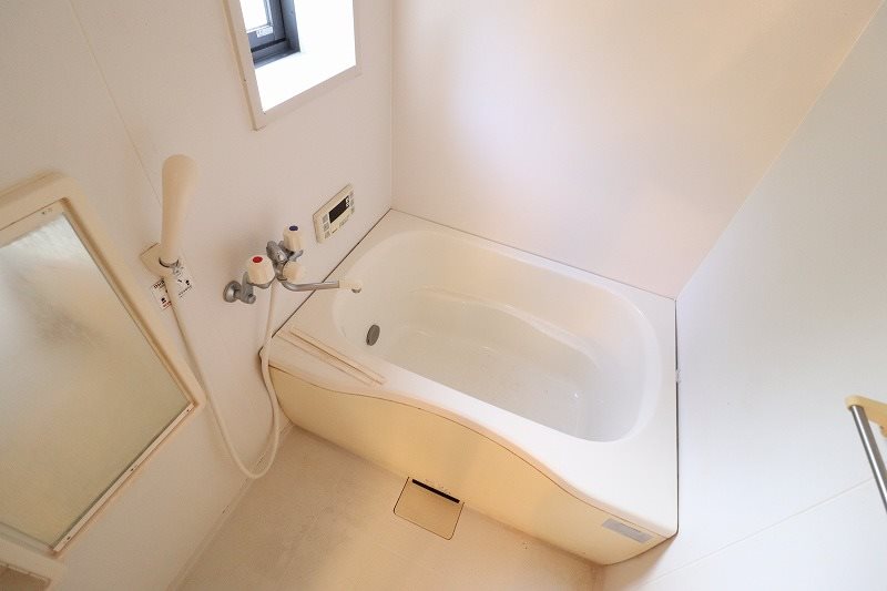 バス・シャワールーム　別部屋写真使用