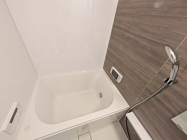 バス・シャワールーム　※別部屋の参考写真です。