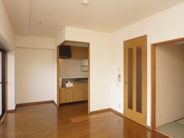 居室・リビング　内装