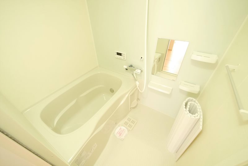 バス・シャワールーム　追焚き給湯・浴室換気乾燥機付き