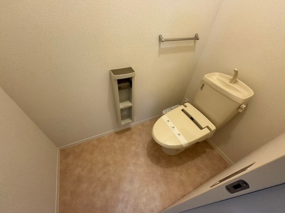 トイレ　※別部屋の写真です