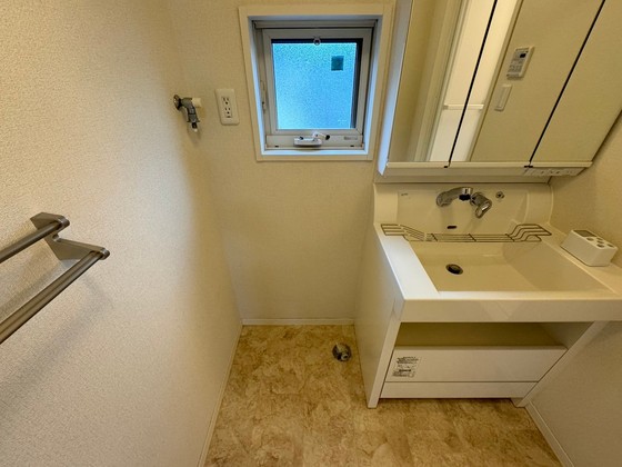 洗面設備　※別部屋の写真です