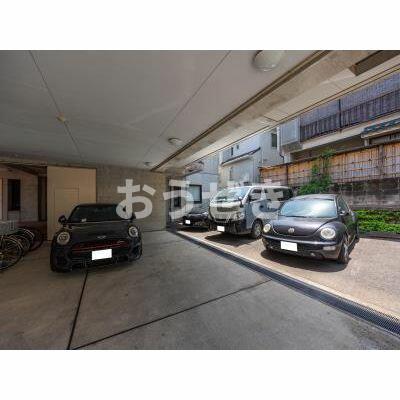 洗面設備　駐車場?