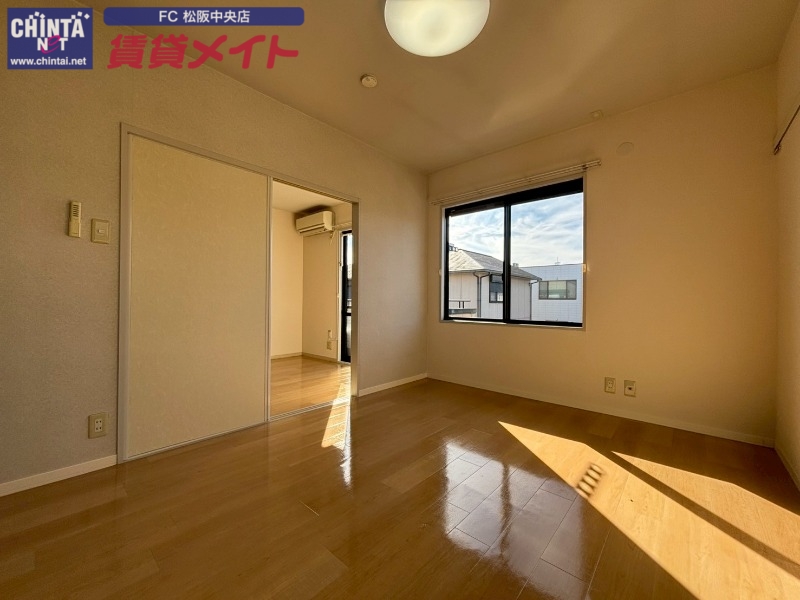 その他部屋・スペース　別棟同型反転写真