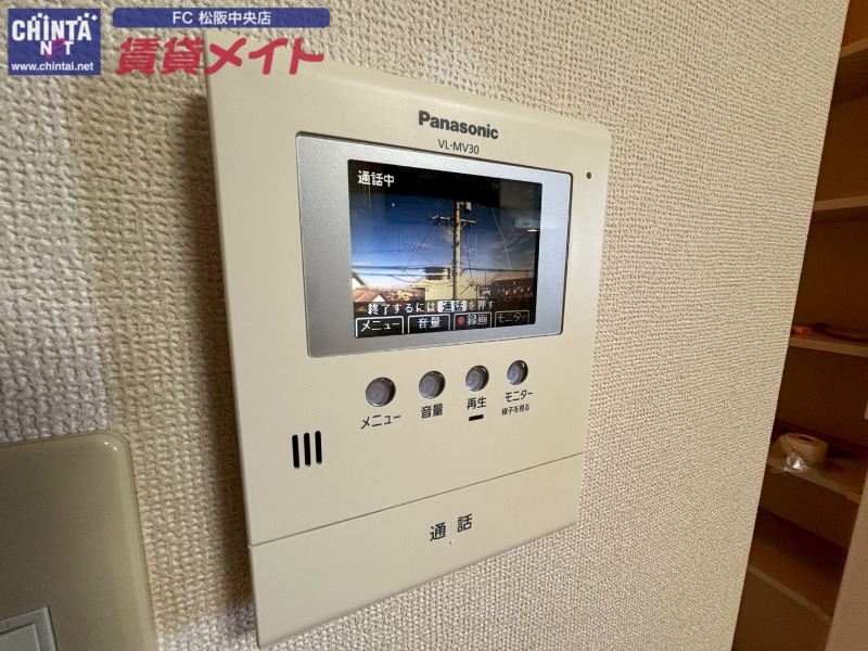 セキュリティ　別棟同型反転写真