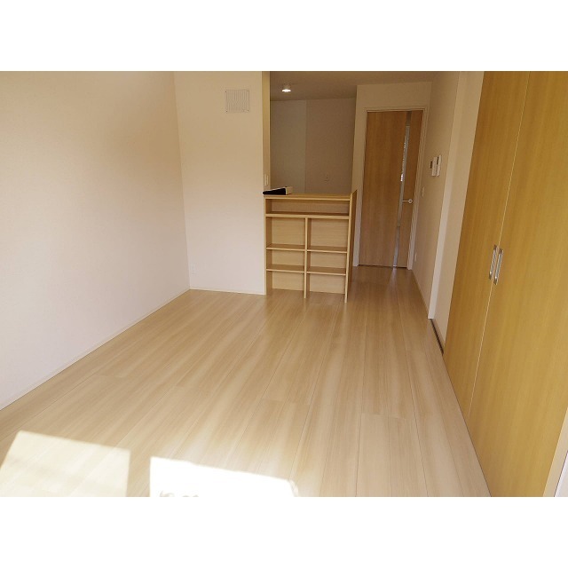 居室・リビング　※別部屋にて撮影写真有り