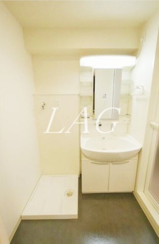 洗面設備　洗面台です。