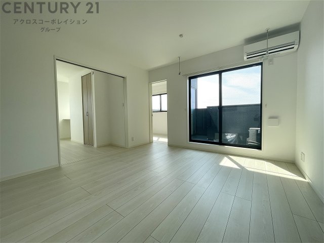 居室・リビング　ゆったり過ごせる居間です