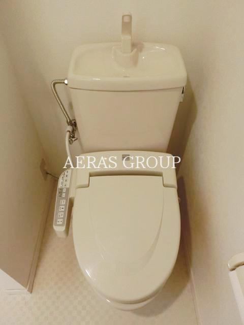 トイレ　温水洗浄便座