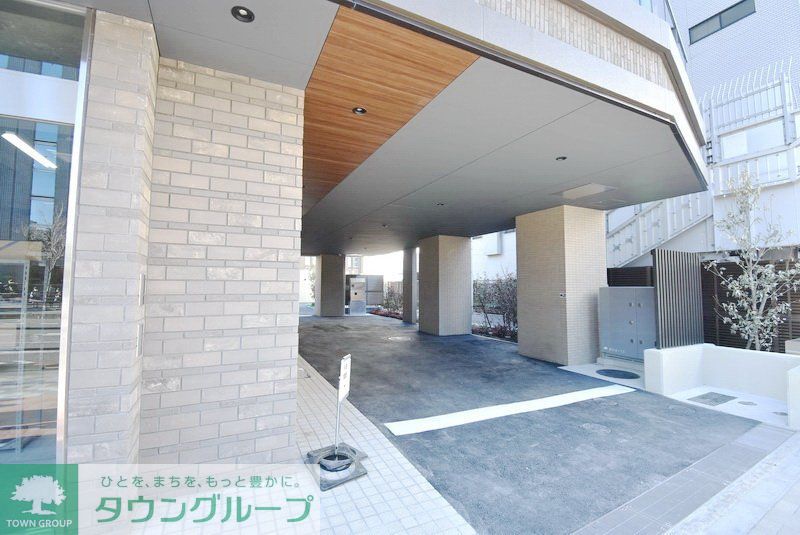 エントランス　お問合せは(株)タウンハウジング赤坂店へ【03-5563-…