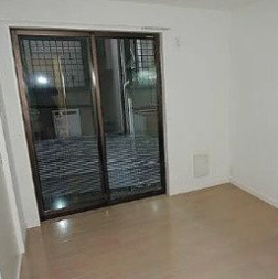 居室・リビング　South One