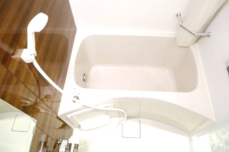 バス・シャワールーム　★追い焚き付きオートバス★