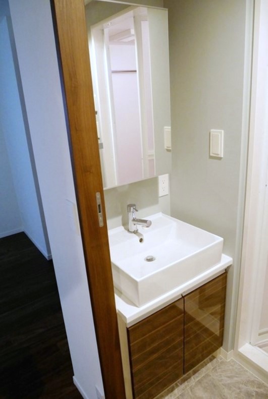 洗面設備　★収納付き、独立洗面台★