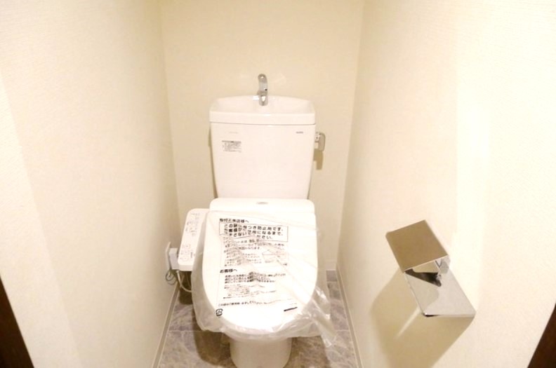 トイレ　★温水洗浄便座★