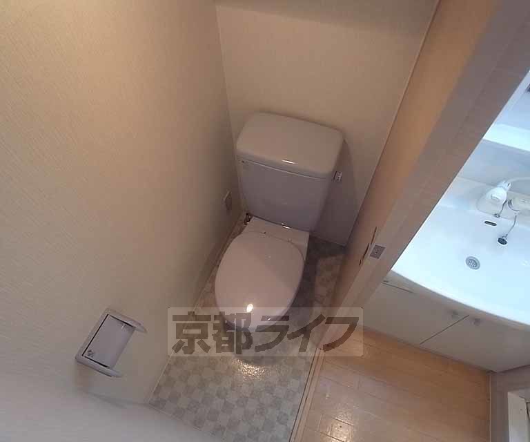 トイレ　清潔感のある洋式トイレ。