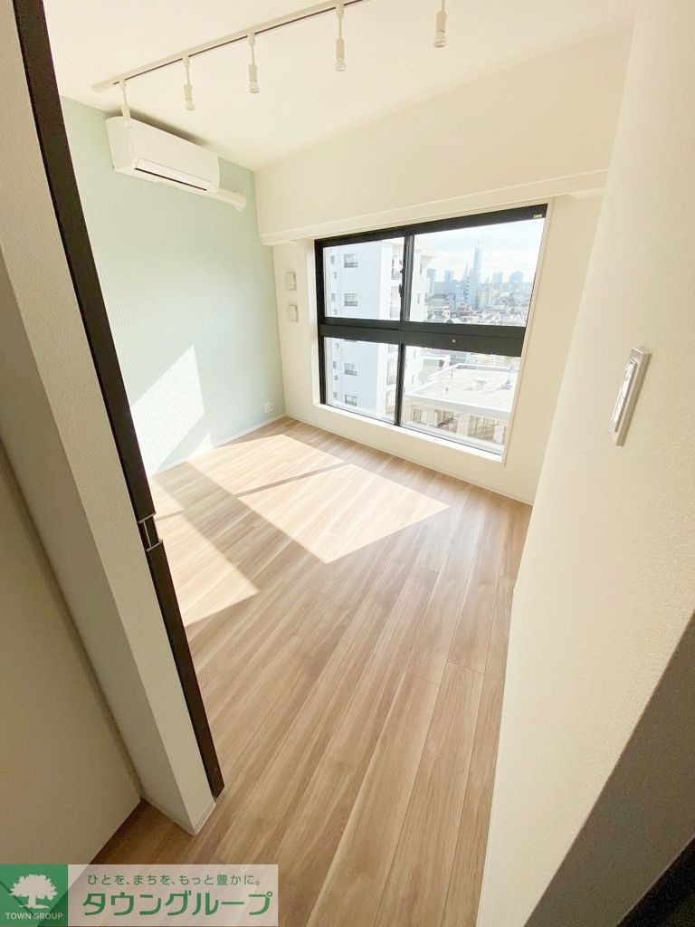 居室・リビング　※1001号室参考写真です※