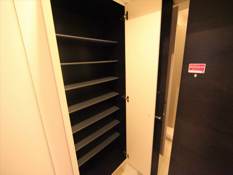 玄関　玄関（シューズボックス付）