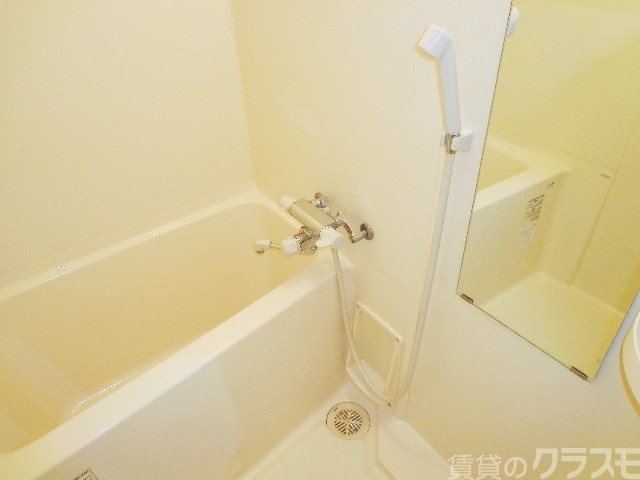 バス・シャワールーム　シンプルで良いですね♪