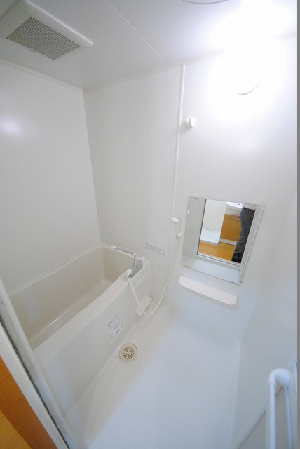 バス・シャワールーム　写真は４０５号室