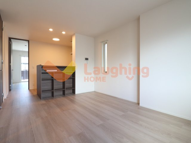 居室・リビング　こちらの居間で趣味の時間をお楽しみください