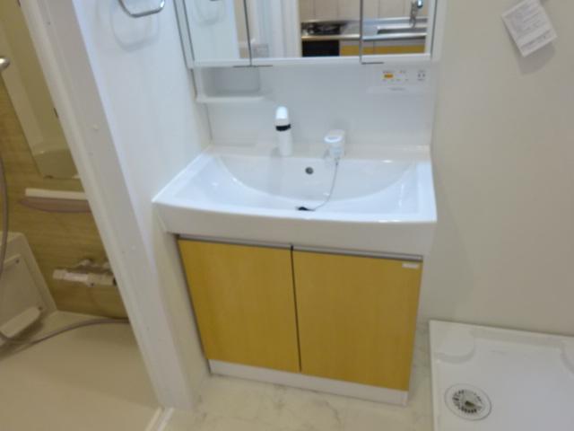 洗面設備　洗髪洗面化粧台