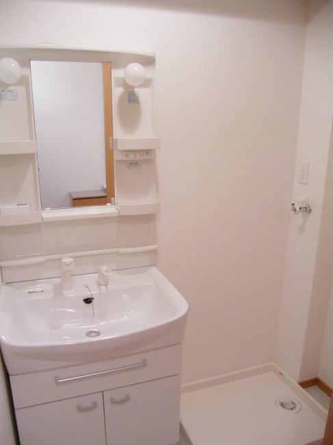 洗面設備　洗面化粧台