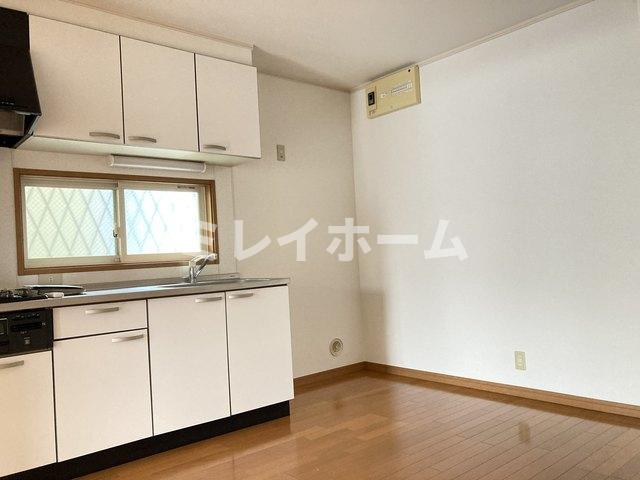 居室・リビング　同建物内、別のお部屋の参考写真になります。