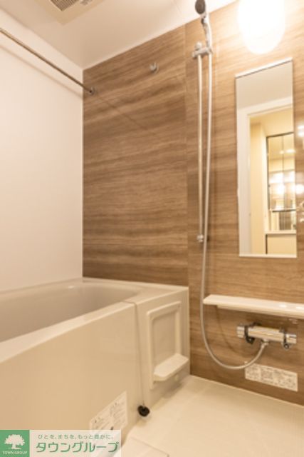 バス・シャワールーム　※写真は同タイプ住戸です。