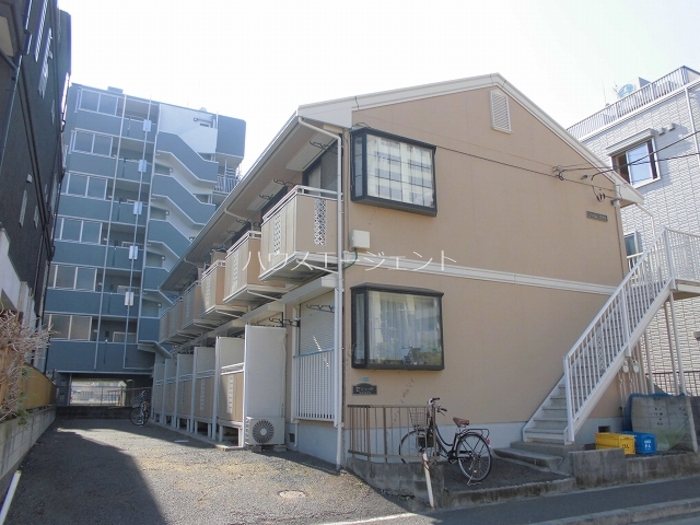 建物外観　大和ハウス施工の軽量鉄骨造アパート