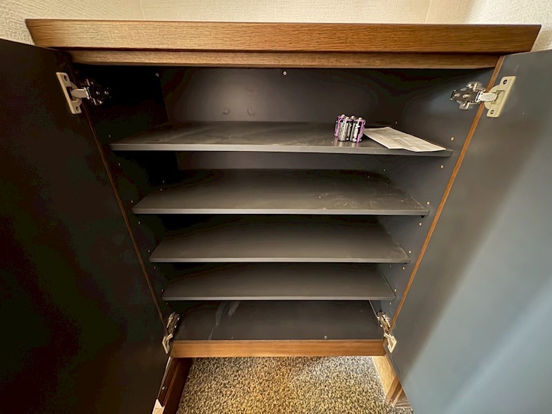 玄関　反転タイプ