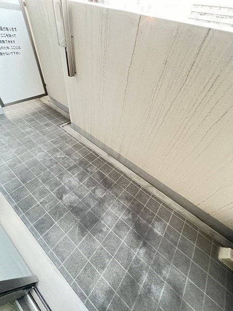 バルコニー　開放的で明るい空間を演出してくれるバルコニーです