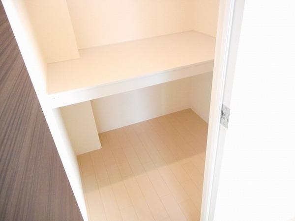 収納　ウォークインクローゼット！