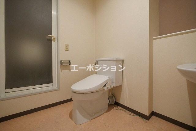 トイレ　グラスホッパー