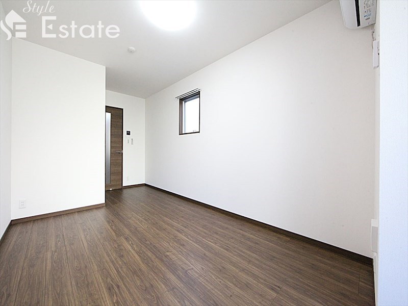 居室・リビング　内装