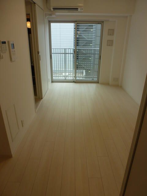 居室・リビング　※別部屋参考写真