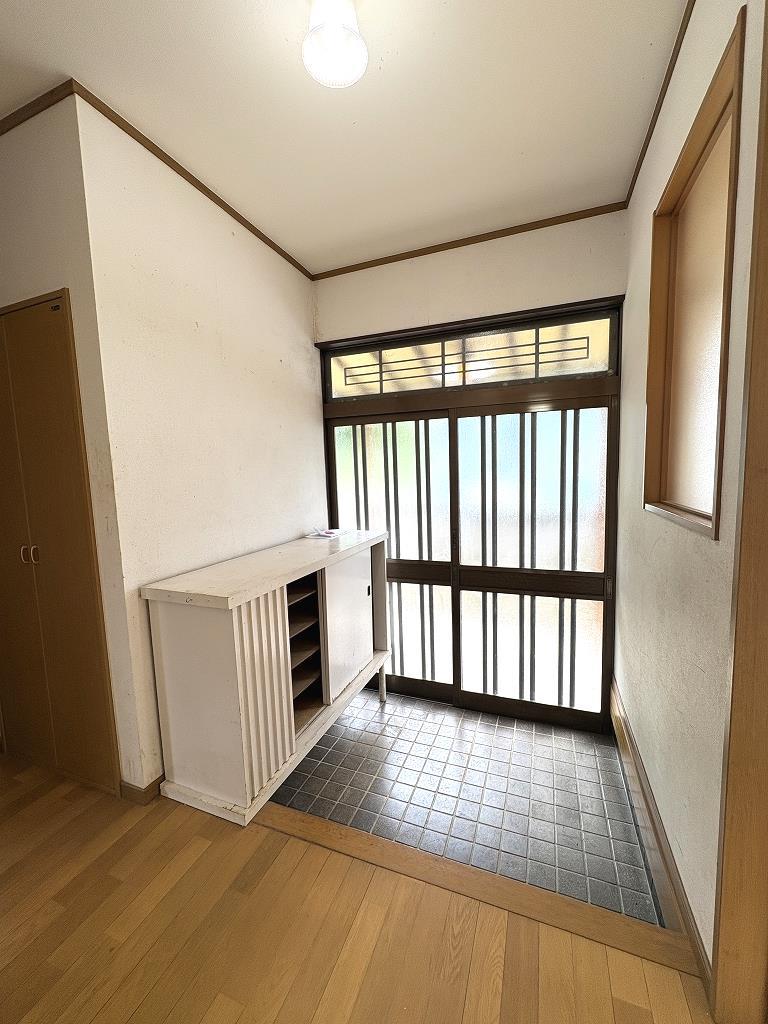 玄関　参考写真