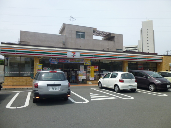 コンビニ　セブンイレブン小田原城山１丁目店（コンビニ）まで434m