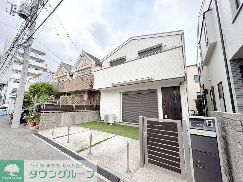 建物外観　エントランス