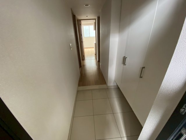 玄関　プレサンスロジェ浄心