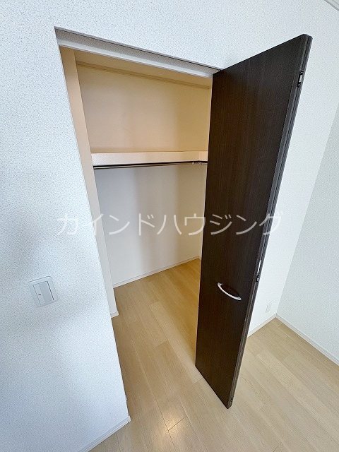 収納　ウォークインクローゼット
