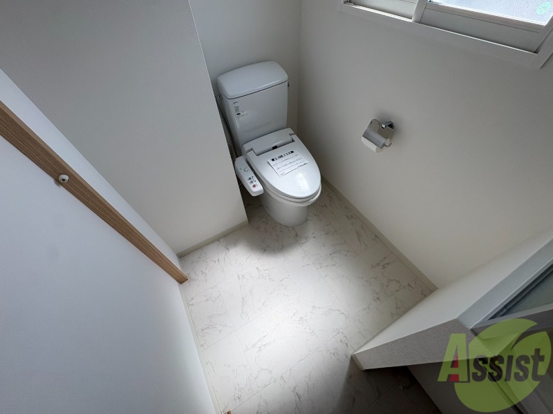 トイレ　トイレです。ウォシュレット付を探している方、おすすめです！