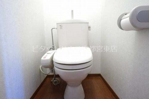 トイレ　類似室内
