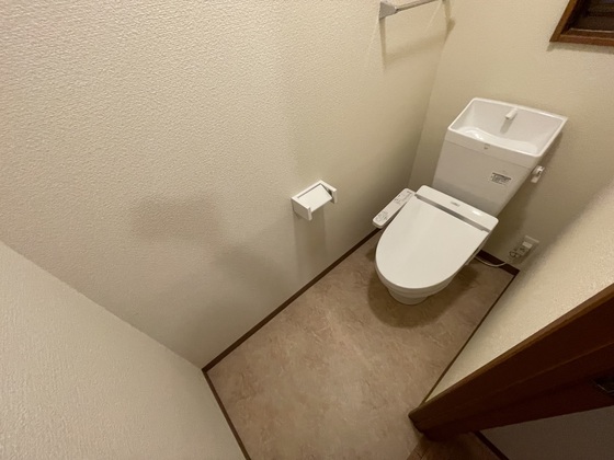 トイレ　※別部屋の写真です