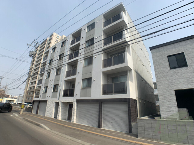 建物外観　札幌市北区北３８条西「Ｌｅｉａ麻生」