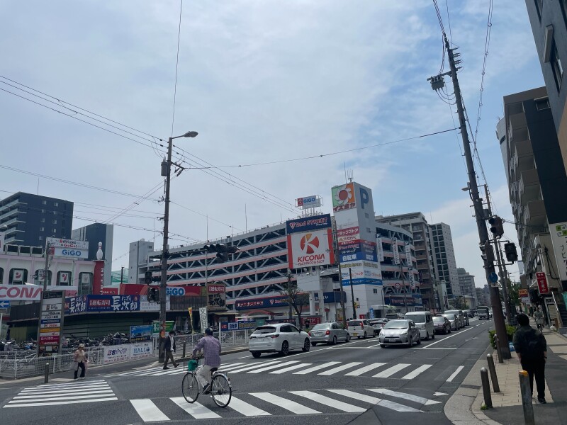 スーパー　イズミヤ今福店（スーパー）まで643m