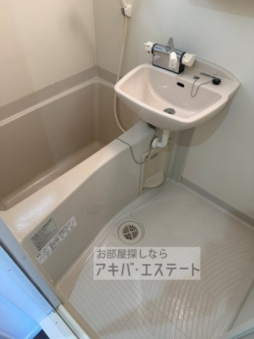バス・シャワールーム　同一仕様写真
